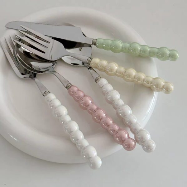 304 Stainless Steel Pearl Ceramic Hand Western Dinnerware Girl Heart Steak Knife Cutlery Set
