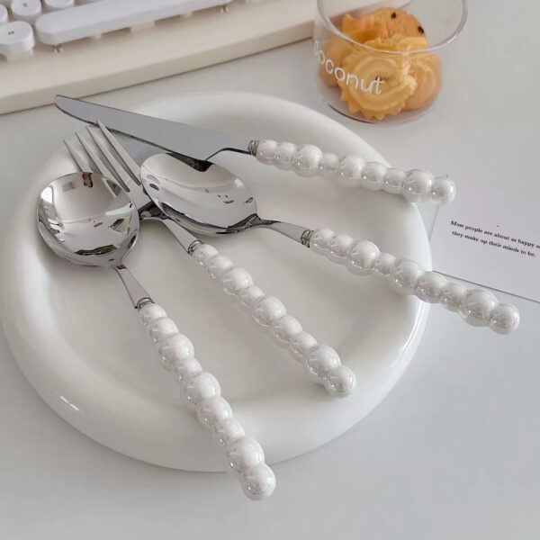 304 Stainless Steel Pearl Ceramic Hand Western Dinnerware Girl Heart Steak Knife Cutlery Set - Image 6